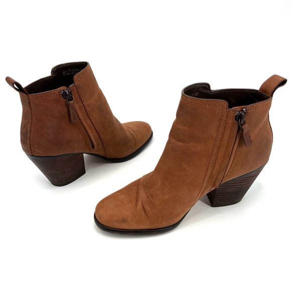 Cole Haan Grand OS Size 6 Chesney Leather Ankle Bootie Brown Heeled Boots Zip Up - Picture 6 of 10